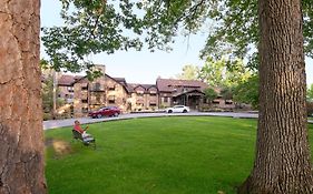 Cumberland Falls State Resort Park